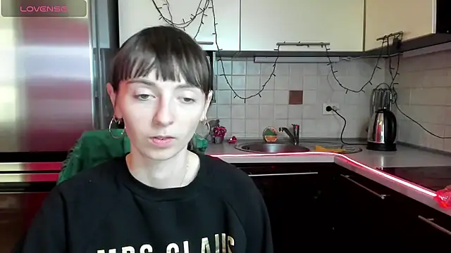 TayanaJons online show from February 15, 2025, 7:49 am