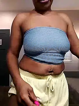 Lilli Lovely online show from March 17, 2025, 11:00 pm