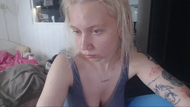 Snapshot of amanda_kiss_kiss chatting on October 15, 2025, 10:26 am amanda kiss kiss online show from October 15, 2025, 10:26 am