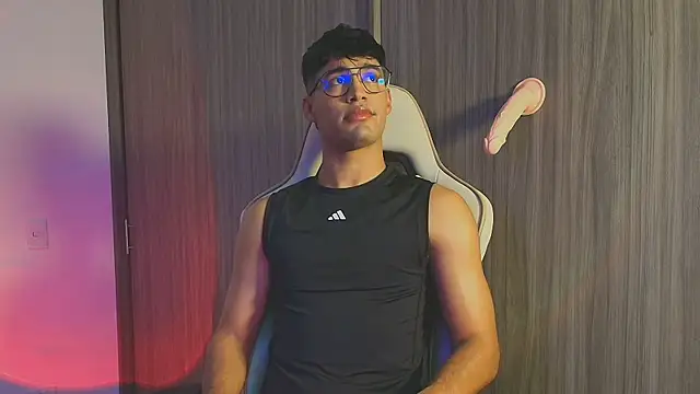 Snapshot of Jimmy_Leeh_ chatting on October 26, 2025, 3:12 am Jimmy Leeh online show from October 26, 2025, 3:12 am