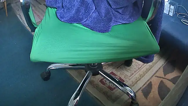 Snapshot of GYurmoka70 chatting on November 25, 2025, 10:48 am GYurmoka70 online show from November 25, 2025, 10:48 am