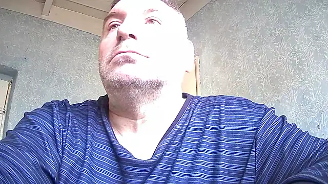 Snapshot of GYurmoka70 chatting on February 12, 2026, 8:53 am GYurmoka70 online show from February 12, 2026, 8:53 am