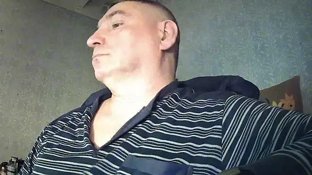 Snapshot of GYurmoka70 chatting on March 3, 2026, 9:21 pm GYurmoka70 online show from March 3, 2026, 9:21 pm