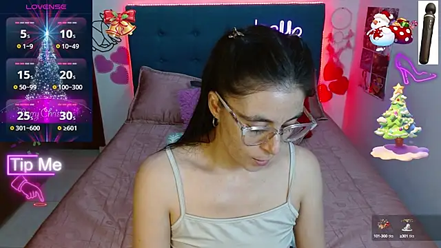 Snapshot of antonella_sweet33 chatting on December 6, 2024, 10:08 pm antonella sweet33 online show from December 6, 2024, 10:08 pm