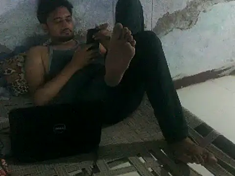 Snapshot of Rocobodymassager chatting on May 27, 2026, 3:42 pm Rocobodymassager online show from May 27, 2026, 3:42 pm