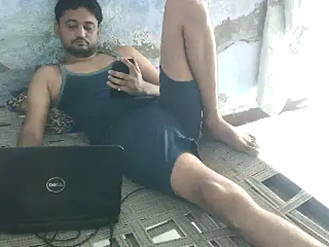 Snapshot of Rocobodymassager chatting on May 28, 2026, 3:59 am Rocobodymassager online show from May 28, 2026, 3:59 am