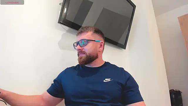 Findom guy online show from February 20, 2026, 9:37 pm