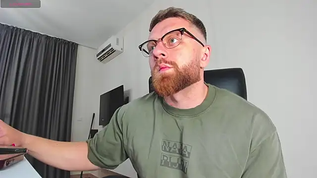 Findom guy online show from March 1, 2026, 5:37 pm