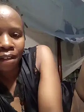 Snapshot of Queentesi chatting on January 7, 2025, 6:56 pm Queentesi online show from January 7, 2025, 6:56 pm