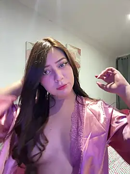 Zoe Lennoxx online show from June 14, 2026, 3:41 am