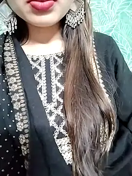 Snapshot of Noor_Darliing chatting on January 23, 2025, 6:14 pm Noor Darliing online show from January 23, 2025, 6:14 pm