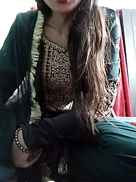 Snapshot of Noor_Darliing chatting on March 21, 2025, 9:45 pm Noor Darliing online show from March 21, 2025, 9:45 pm