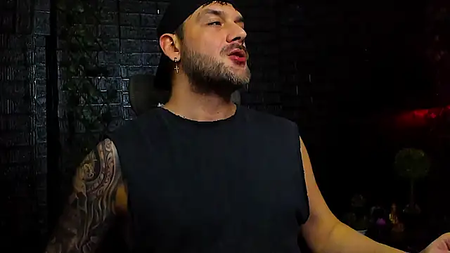 LexXHardy online show from November 30, 2025, 3:32 am