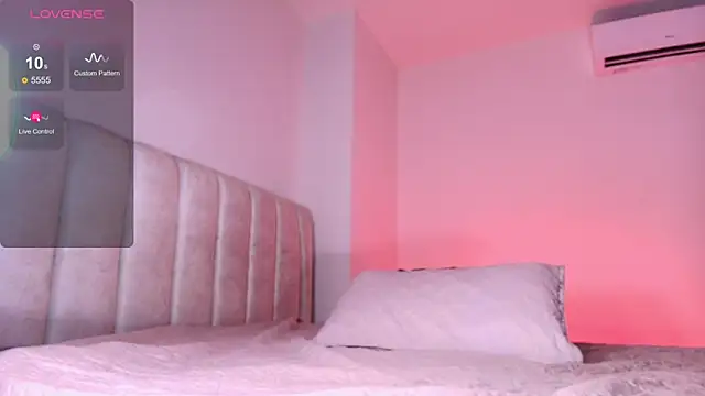  sex mia online show from January 9, 2026, 7:26 pm