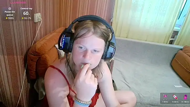 Snapshot of Kathlyn__Heath chatting on June 27, 2026, 5:29 pm Kathlyn Heath online show from June 27, 2026, 5:29 pm