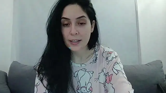 Lilith  D online show from March 13, 2025, 8:32 pm