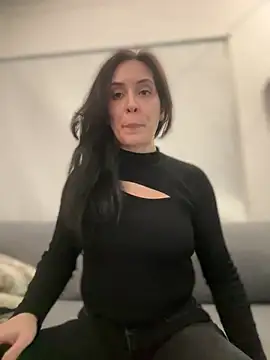 Lilith  D online show from February 16, 2026, 10:17 pm