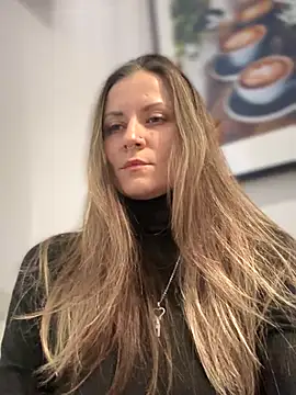 Snapshot of MissAgatha chatting on October 15, 2025, 2:06 pm MissAgatha online show from October 15, 2025, 2:06 pm