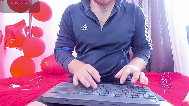 Snapshot of michacosio chatting on February 13, 2026, 6:26 pm michacosio online show from February 13, 2026, 6:26 pm