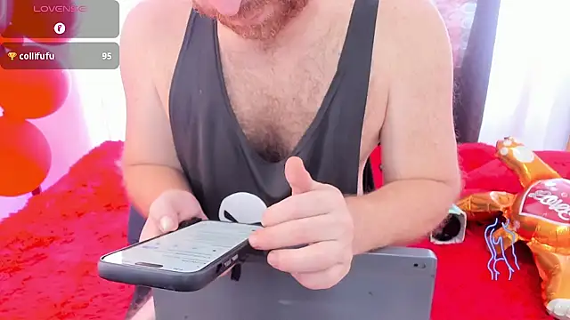 Snapshot of michacosio chatting on February 14, 2026, 7:21 pm michacosio online show from February 14, 2026, 7:21 pm