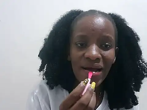 prettybeee online show from January 16, 2026, 10:47 pm