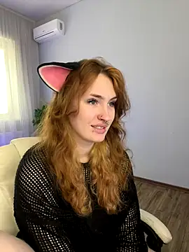 Snapshot of _Chlo__e chatting on September 21, 2025, 11:45 am Chlo e online show from September 21, 2025, 11:45 am