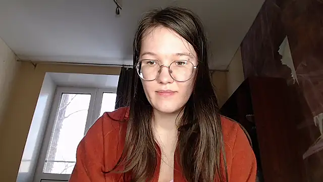 MiriamOr online show from February 13, 2025, 10:23 am