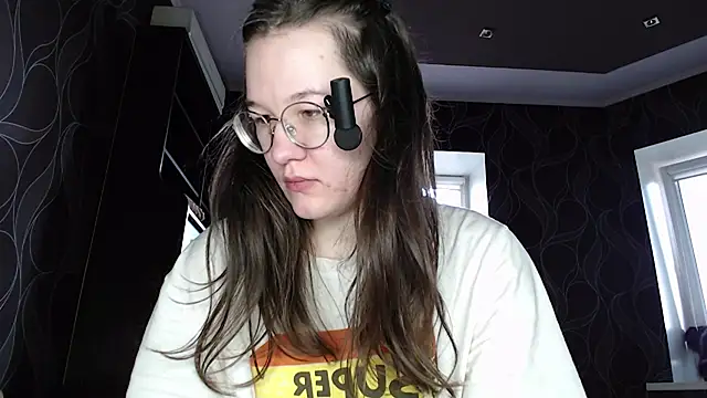 MiriamOr online show from March 11, 2025, 7:48 am