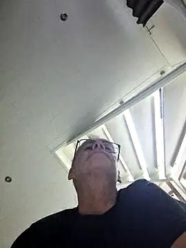 DarrenSullivanSlut online show from March 18, 2025, 8:58 am