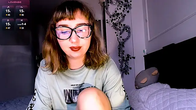 Cosmo Riri online show from January 16, 2025, 6:35 am