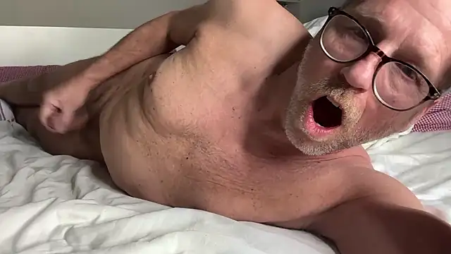 Snapshot of drefman chatting on January 15, 2026, 3:05 pm drefman online show from January 15, 2026, 3:05 pm