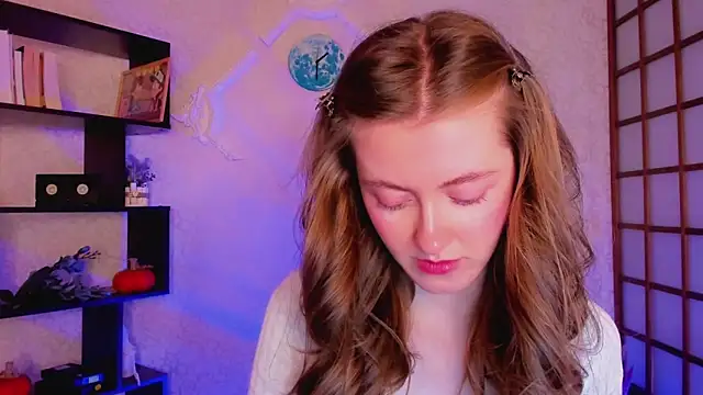 Snapshot of KateCuddle chatting on December 25, 2024, 2:25 am KateCuddle online show from December 25, 2024, 2:25 am