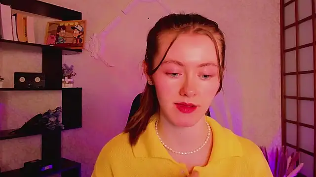 Snapshot of KateCuddle chatting on January 13, 2025, 5:55 am KateCuddle online show from January 13, 2025, 5:55 am