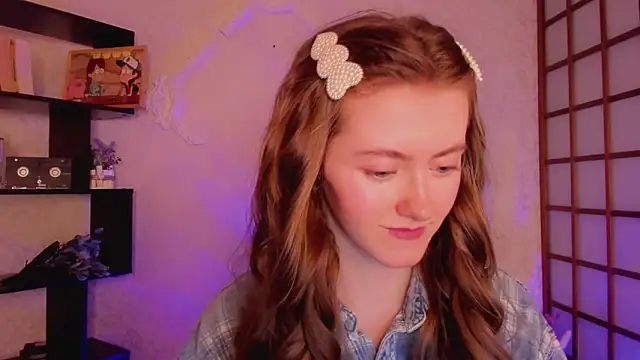 Snapshot of KateCuddle chatting on January 20, 2025, 5:15 am KateCuddle online show from January 20, 2025, 5:15 am