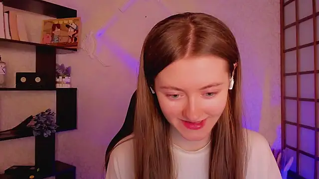 Snapshot of KateCuddle chatting on January 24, 2025, 2:07 am KateCuddle online show from January 24, 2025, 2:07 am