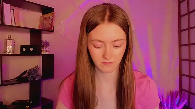 Snapshot of KateCuddle chatting on January 31, 2025, 5:51 am KateCuddle online show from January 31, 2025, 5:51 am