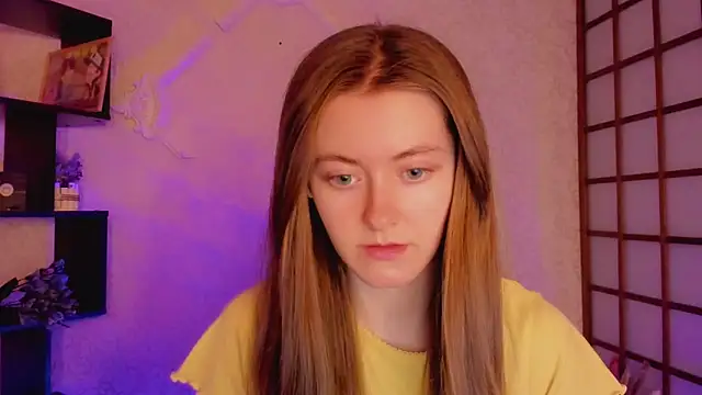 Snapshot of KateCuddle chatting on February 18, 2025, 2:05 am KateCuddle online show from February 18, 2025, 2:05 am