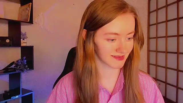 Snapshot of KateCuddle chatting on February 26, 2025, 5:20 am KateCuddle online show from February 26, 2025, 5:20 am