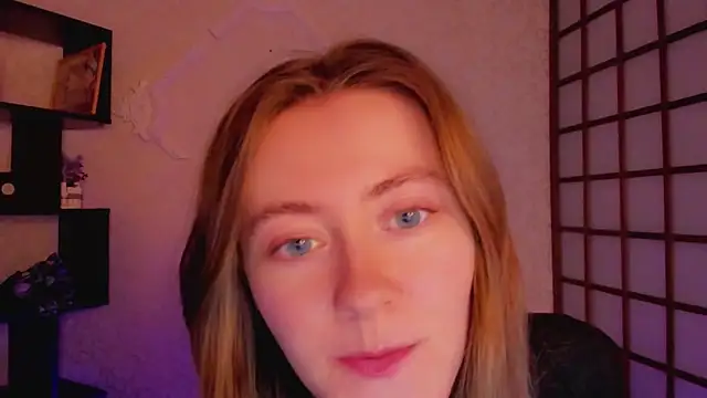 Snapshot of KateCuddle chatting on February 27, 2025, 5:13 am KateCuddle online show from February 27, 2025, 5:13 am