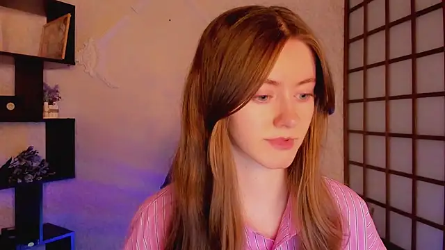 Snapshot of KateCuddle chatting on March 3, 2025, 2:36 am KateCuddle online show from March 3, 2025, 2:36 am