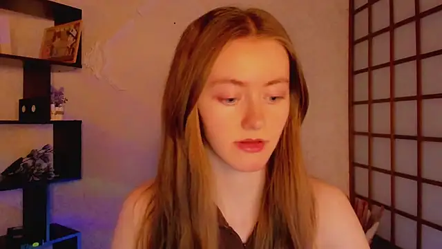 Snapshot of KateCuddle chatting on March 4, 2025, 7:08 am KateCuddle online show from March 4, 2025, 7:08 am