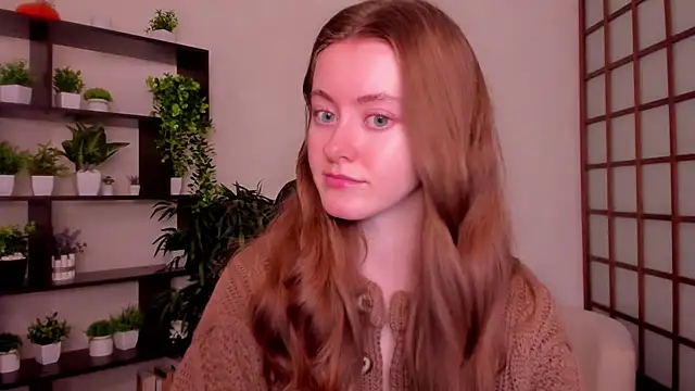 Snapshot of KateCuddle chatting on September 15, 2025, 2:33 am KateCuddle online show from September 15, 2025, 2:33 am