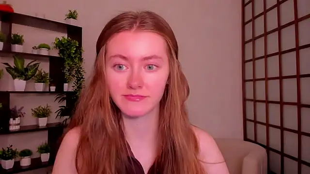 Snapshot of KateCuddle chatting on September 25, 2025, 2:48 am KateCuddle online show from September 25, 2025, 2:48 am