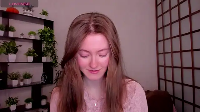 Snapshot of KateCuddle chatting on February 25, 2026, 3:05 am KateCuddle online show from February 25, 2026, 3:05 am