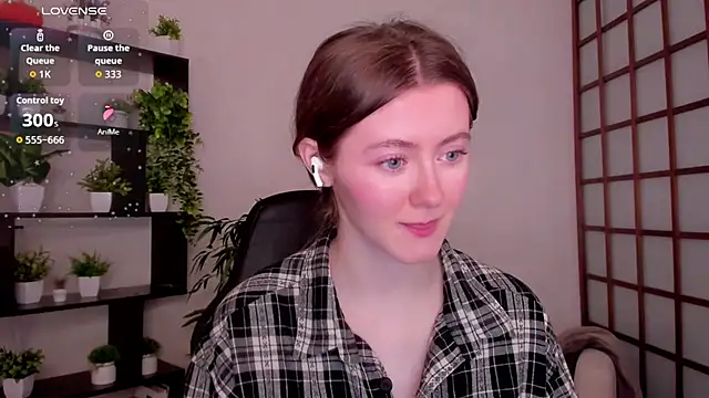 Snapshot of KateCuddle chatting on March 17, 2026, 3:00 am KateCuddle online show from March 17, 2026, 3:00 am