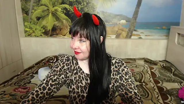 Snapshot of Aphelandra chatting on February 21, 2025, 12:39 pm Aphelandra online show from February 21, 2025, 12:39 pm