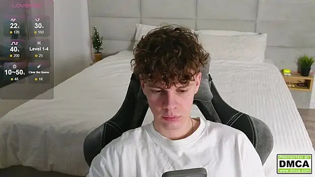 Snapshot of cute_thomas chatting on December 29, 2024, 4:38 am cute thomas online show from December 29, 2024, 4:38 am