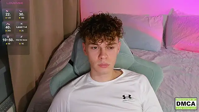 Snapshot of cute_thomas chatting on November 6, 2025, 5:58 pm cute thomas online show from November 6, 2025, 5:58 pm