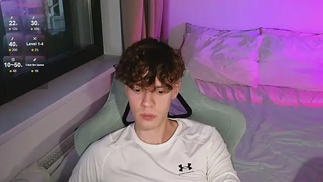 Snapshot of cute_thomas chatting on June 1, 2026, 6:42 pm cute thomas online show from June 1, 2026, 6:42 pm