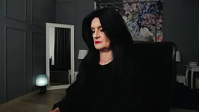 Snapshot of DomMelissaW chatting on March 9, 2025, 1:46 am DomMelissaW online show from March 9, 2025, 1:46 am